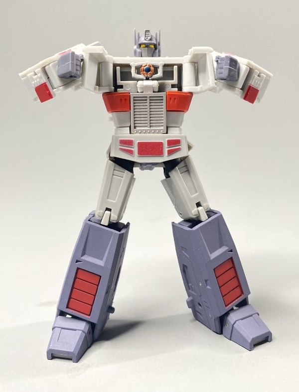 Magic Square MS B18T Light Of Justice Optimus Prime Ghostbuster Version  (12 of 19)